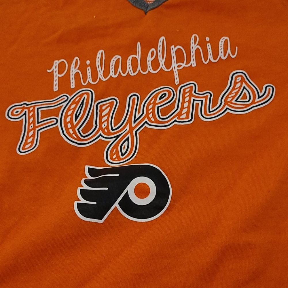 Girls Philadelphia Flyers tshirt - Picture 2 of 3